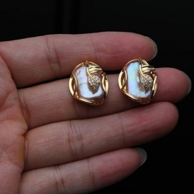 Natural Freshwater Pearl Jewelry Set for Women with 18K Gold Plating