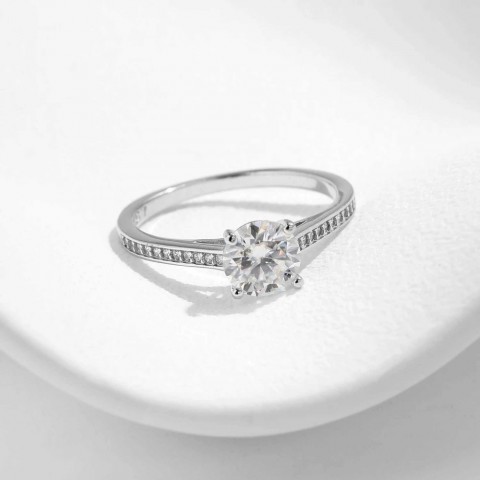 MODIAN D Women's Classic 1CT Moissanite Engagement Ring in 925 Silver