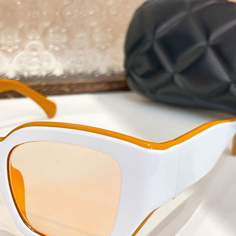 CH6068 Women's Acetate Square Sunglasses - White Orange - Anti-UV with Case