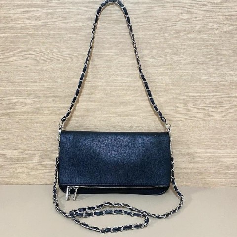 Luxury Women's 2025 Retro High-Quality Black Crossbody Makeup Bag with Chain Design