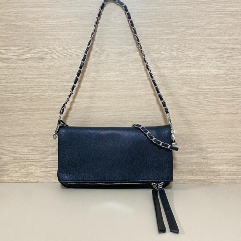 Luxury Women's 2025 Retro High-Quality Black Crossbody Makeup Bag with Chain Design