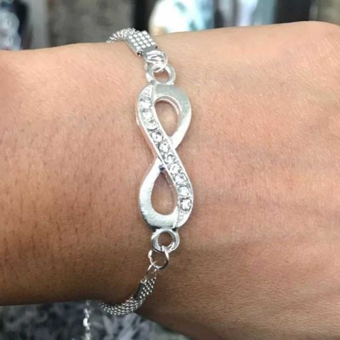 Delysia Kings Unisex Fashionable 8-Shaped Crystal Bangle W240925