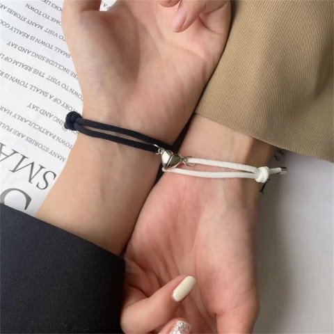 Simple Cotton Rope Heart Magnet Bracelet Set for Women - Black and White W250121