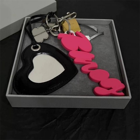 Elegant Metal Heart Letter Keychain Charms for Unisex