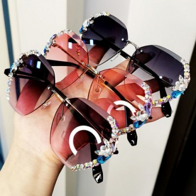 2025 Fashionable UV Protection Round Frame Red Rhinestone Sunglasses for Women