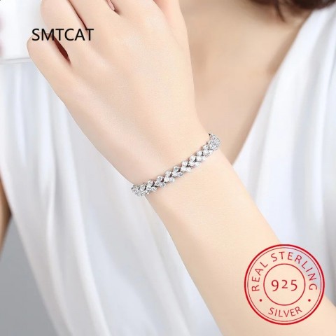 White Gold Gothic Link Bracelet with Lab-Grown Diamonds for Women