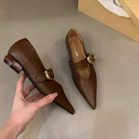 Elegant Women's Pointed Toe Casual Flats