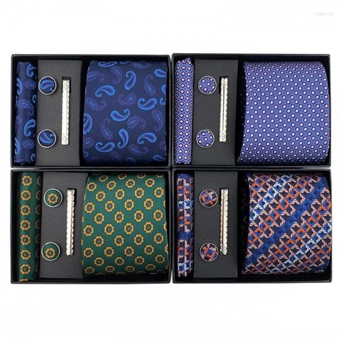 Luxury Bow Tie Set for Men in Lavender