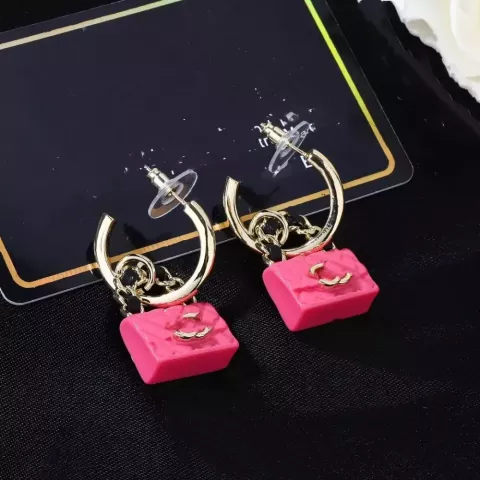 Luxury Brand Classic Letter C Stud Earrings with Red White Black Pearls for Women
