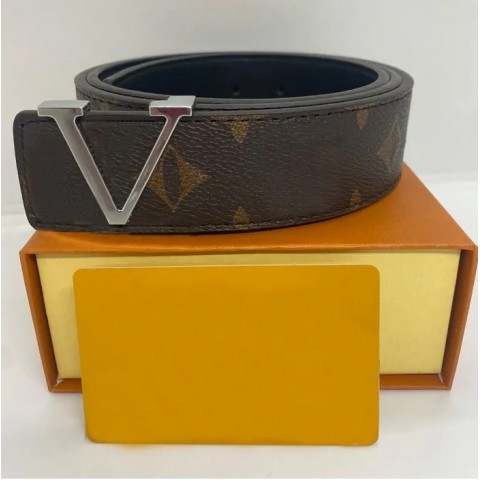 2024 High-Quality Designer Leather Belt for Women with Big Gold Buckle