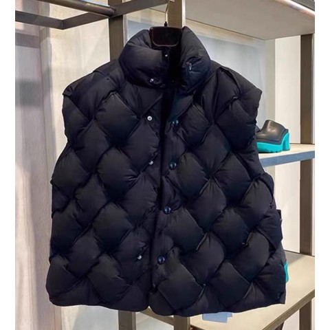 Elegant Women's Autumn-Winter Loose Fit Woven Pattern Warm Puffer Vest