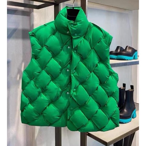 Elegant Women's Autumn-Winter Loose Fit Woven Pattern Warm Puffer Vest