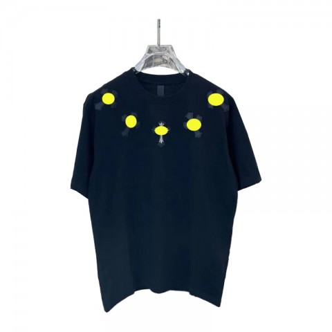 Chrome Men's Anti-Wrinkle Short Sleeve T-Shirt with Horseshoe Sanskrit Cross Design