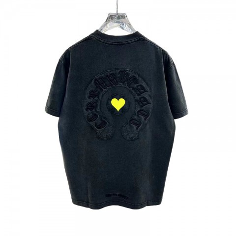Chrome Men's Anti-Wrinkle Short Sleeve T-Shirt with Horseshoe Sanskrit Cross Design