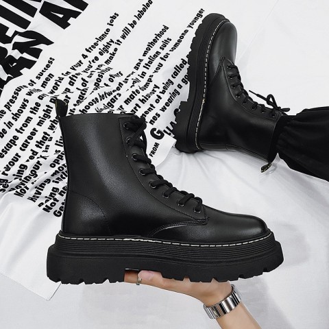 2024 Men's British Style Thick Sole High Top Leather Martin Boots for Winter