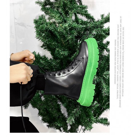 2024 Men's British Style Thick Sole High Top Leather Martin Boots for Winter