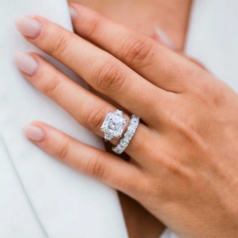 Luster Women's 10K/14K/18K High-Quality Asscher Cut Moissanite Wedding Ring with Trapezoid Stones