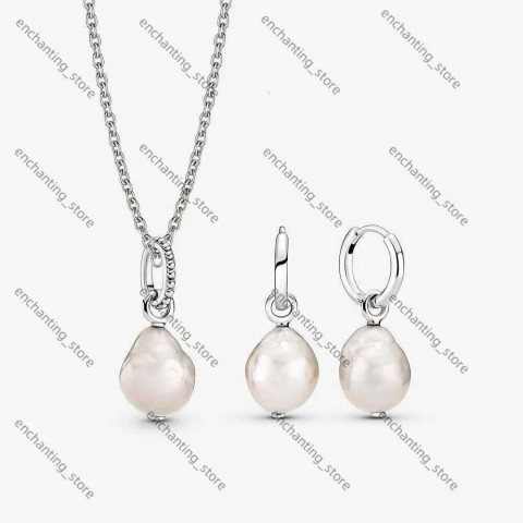 Luxury Pandora 925 Sterling Silver Pendant Necklace with Green Cubic Zirconia Earrings Set for Women