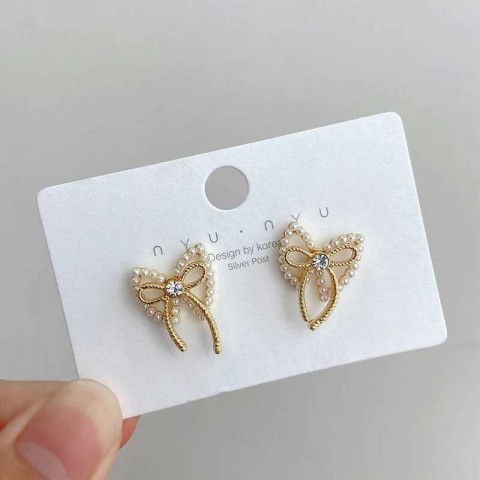 Stud Fashion Crystal Simulated Pearl Bowknot Earrings for Women with Bohemian Style