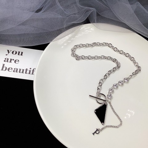 Chic Unisex Pendant Necklace with Inverted Triangle Design in Light Yellow Gold