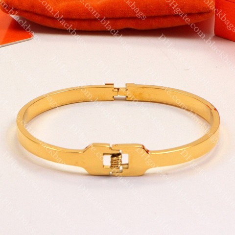 Luxury Women's Gold Bangle Bracelet with Mother-of-Pearl