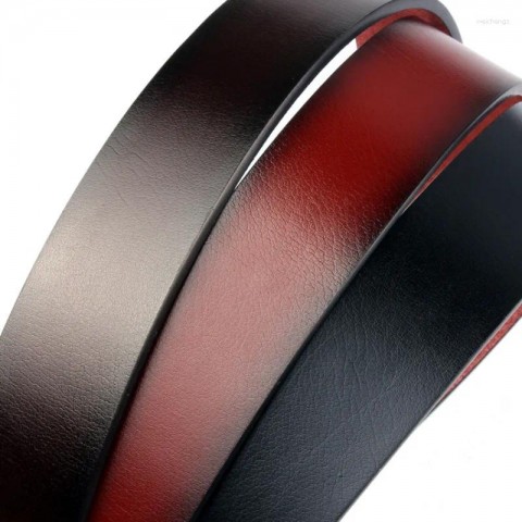 High Quality Unisex Faux Leather Belts with Alloy Buckle for Men