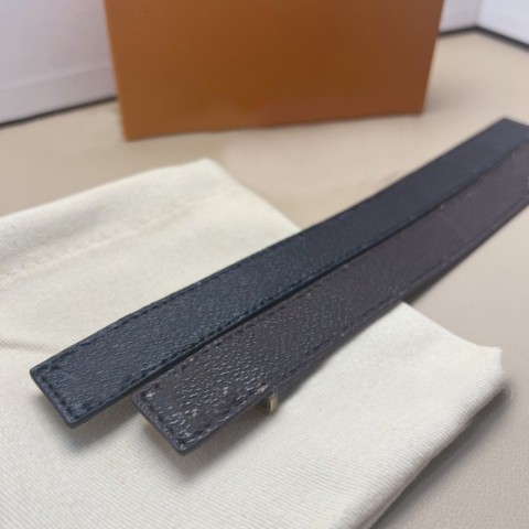 Luxury Men's Brown Leather Bangle Bracelet with Silver Toggle Clasp