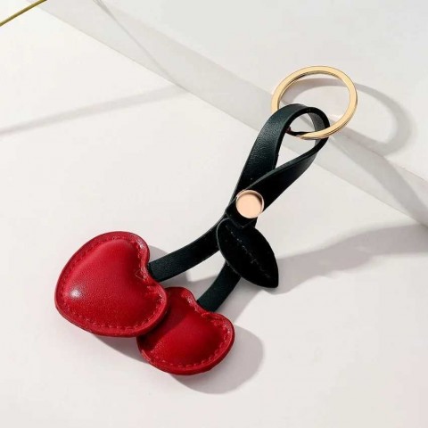 New Fashion Rural Leather Keychain with White Kirsite Stone for Boys