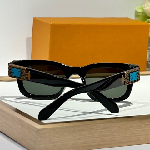 Luxury DESIGNERS Sunglasses - UV400 Protection for Men & Women