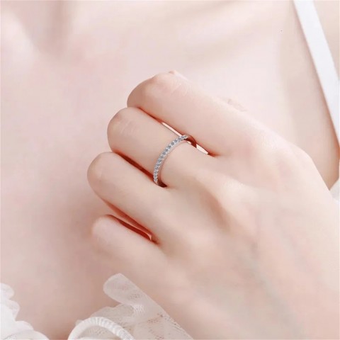 COSYA Women's D Color 0.7ct 3mm Sterling Silver Diamond Wedding Ring