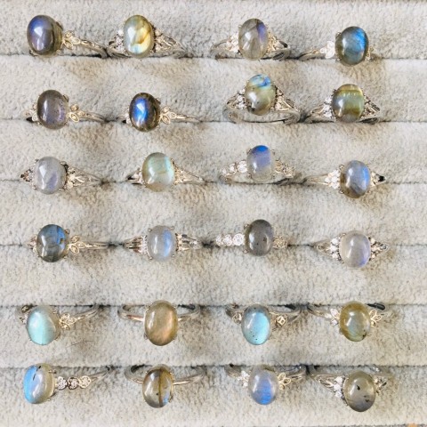 Adjustable Women Labradorite Ring with Side Stones, Perfect for Everyday Wear