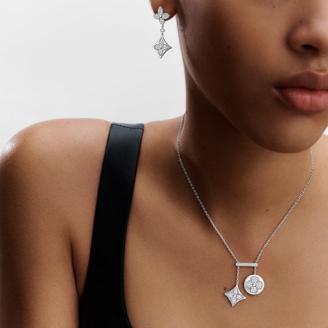 Luxury Classic Pendant Necklaces with Box for Women, 18K Gold Plated