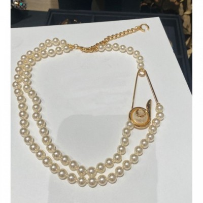 Luxury 18K Gold Plated Charm Pendant Necklace with White Shell Beads for Women PS6700