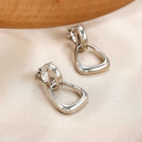 Elegant Vintage Geometric Clip-On Earrings for Women in Golden Metal