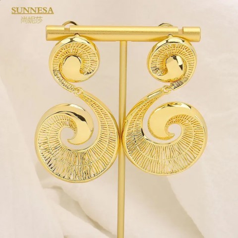 SUNNESA 18K Gold Plated Hollow Stud Earrings for Women - Trendy Wedding Party Gift