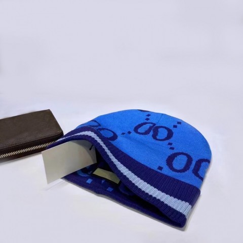 Unisex Knit Beanie Hat - Winter Trendy Fashion for Men and Women