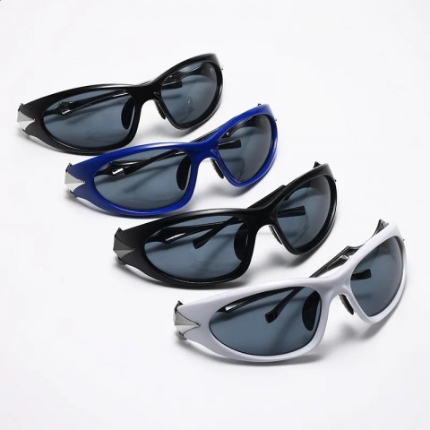 Y2K Cyberpunk Sport Sunglasses for Men with Retro Four Corner Star Design