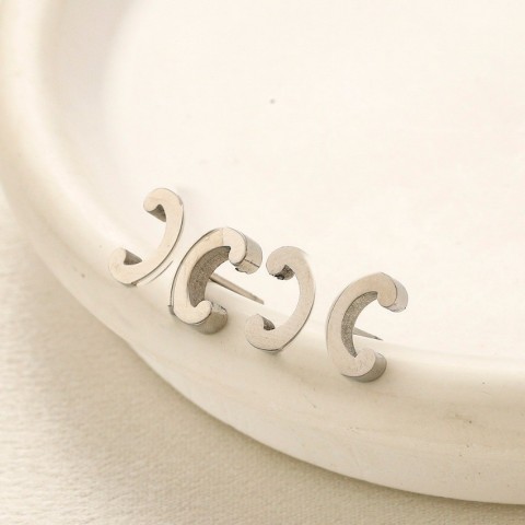 Stainless Steel Classic Stud Earrings for Women - Simple Design with 18K Gold Plated