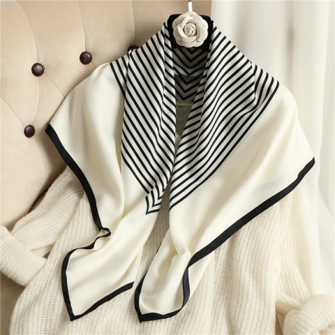Size 90x90CM Elegant Geometry Print Floral Imitation Silk Scarf for Women