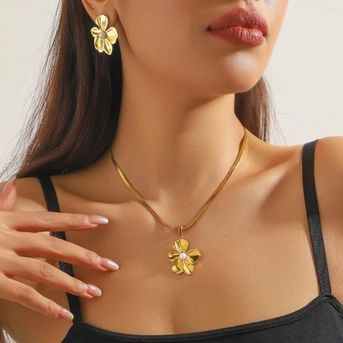 DIYURO Women's Fashion Jewelry Set, 316L Stainless Steel Necklace & Earrings, Inlaid Pearl, Exaggerated Flowers