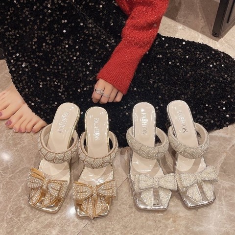 Comfortable Women's Chunky Heel Sandals 2025 Summer Collection