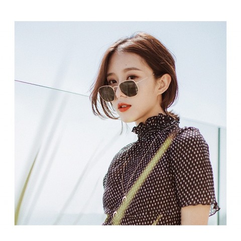 Luxury Korean Small Box Round Face Myopia Sunglasses for Women - Comfortable Titanium Alloy Frame