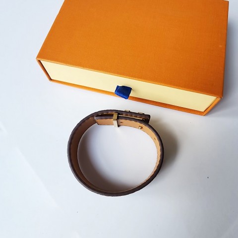 Aolly Luxury Unisex Bracelets with Toggle Clasp and Box - Gold, Silver, Brown