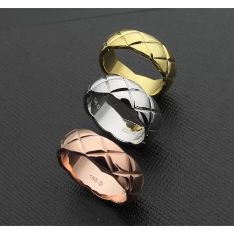 Titanium Band Ring for Couples - 18k Gold Plated Silver Love Ring for Men and Women