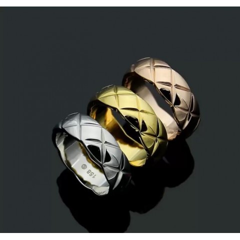 Titanium Band Ring for Couples - 18k Gold Plated Silver Love Ring for Men and Women