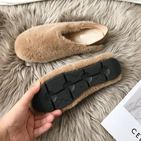 Winter Warm Women's Fleece Slippers - Solid Color Outdoor Flat Bottom