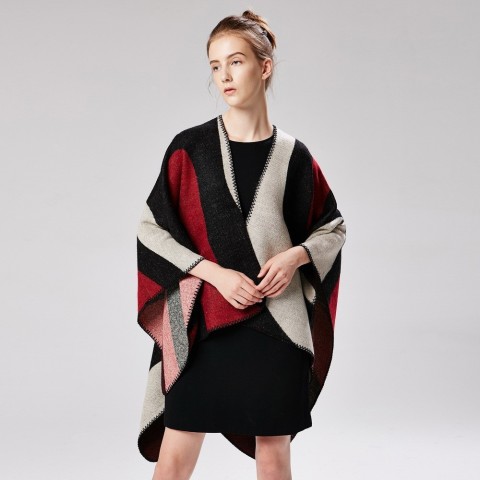 Luxury Women's Pashmina Poncho with Geometric Pattern for Warm Winter Wear M332