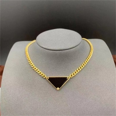 Luxury Unisex Cuban Chain Necklace with Heart & Triangle Pendants