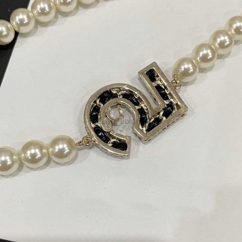 Luxury Women's Gold Plated Brass Pendant Necklace with Crystal Rhinestone Chain