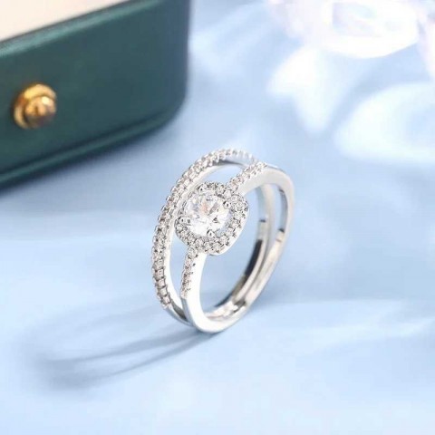 Elegant 2-Piece 925 Silver Plated Zircon Wedding Ring Set for Women
